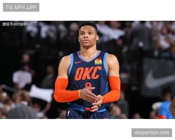 拉塞尔护筐压制威尔特防守影响力胜于得分