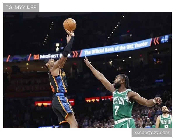 杰伦·布朗快攻突破效率提升显著 拉开对手防线制造得分机会